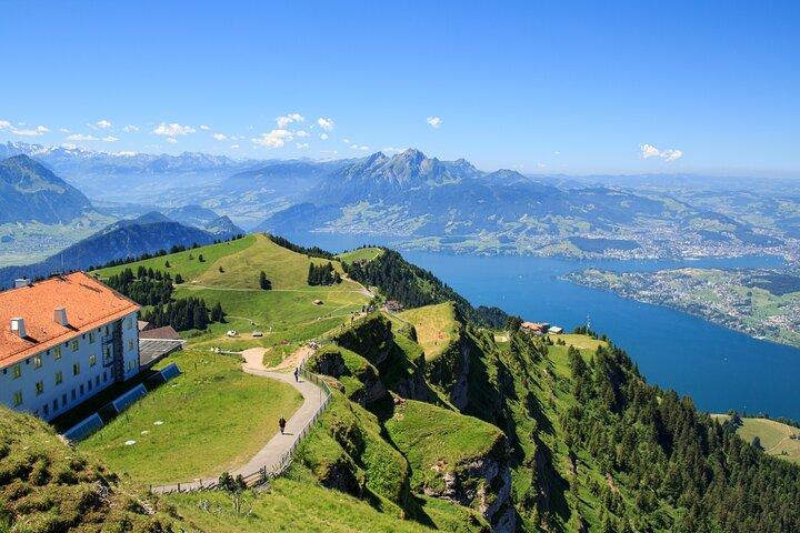 Mt. Rigi & Lake Lucerne: Small Group Day Tour from Luzern