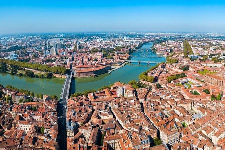 Toulouse Must-see Attractions Walking Tour With A Guide