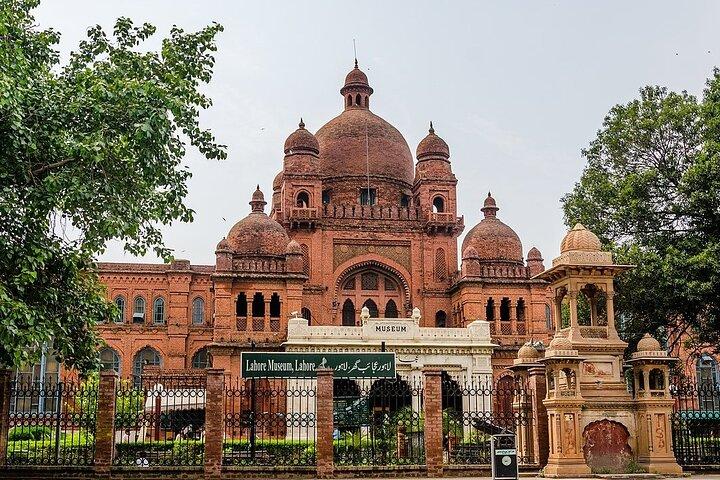 Full Day Private Guided Lahore Sightseeing Tour