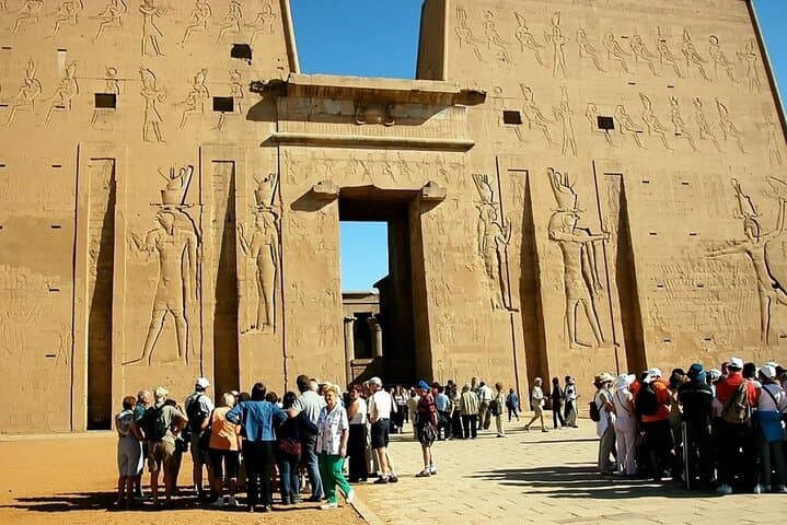 Horus, Kom Ombo and Khnum Temples from Luxor with Transfers