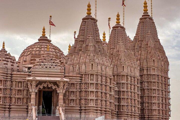 Premium Abu Dhabi City Tour With Hindu Temple Visit - Private