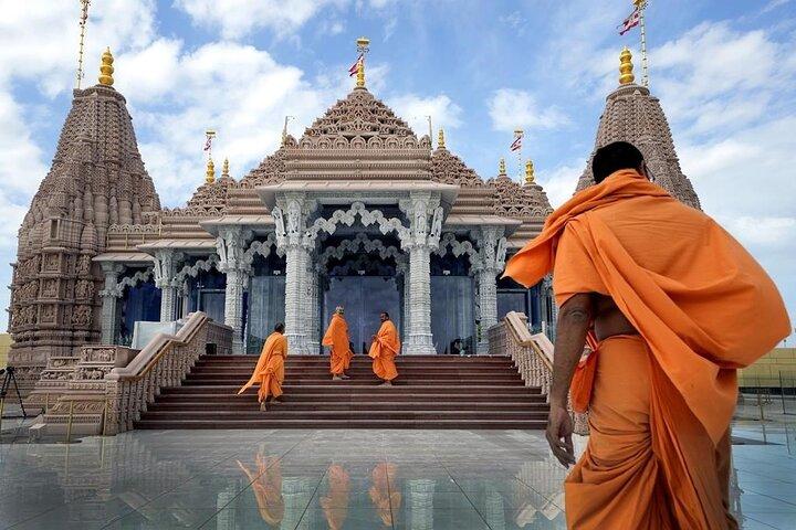 Premium Abu Dhabi City Tour With Hindu Temple Visit - Private