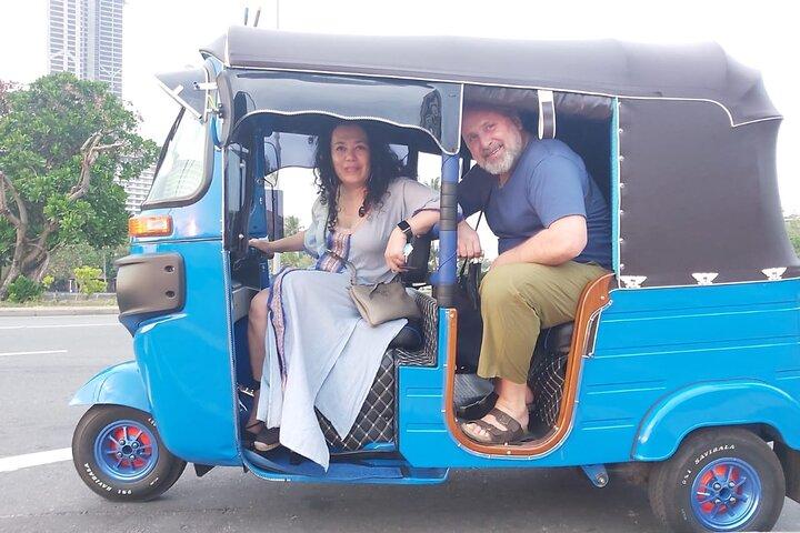 Colombo City Tour by Tuk Tuk Morning and Evening
