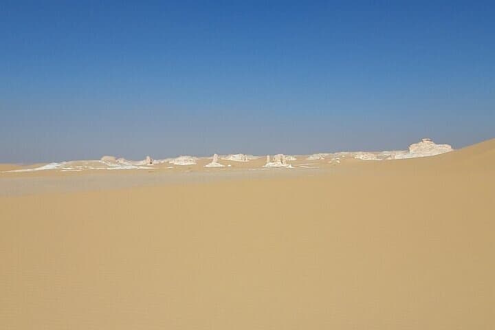 Bahariya Oasis Journey into Tranquility Exploring Safari Desert