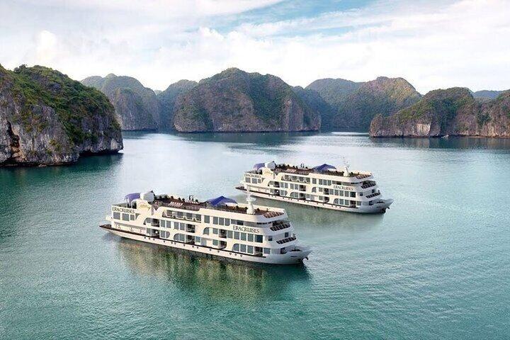 BEST Halong Bay Cruise 2 days 1 night - 5 stars
