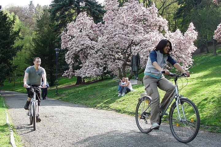 Exceptional Private Prague bike tour
