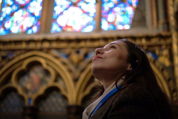 Sainte-Chapelle and Conciergerie Guided Tour with Ticket in Paris
