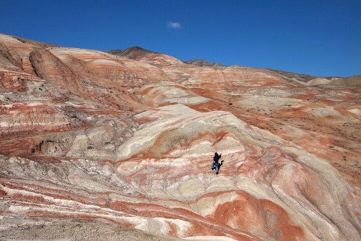 3-hour Candy Mountains Small Group Trip (with Pink Lake option)