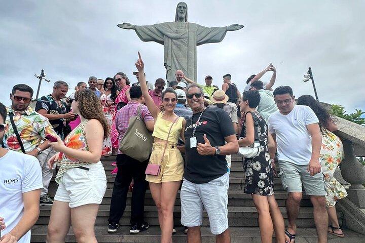 Christ the Redeemer, Copacabana and more:Watta an amazing tour