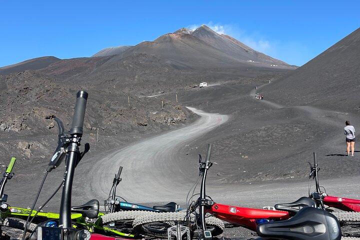 Etna Summit Craters E-bike