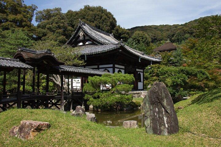 Kiyomizudera, Higashiyama and Yasaka Shrine Guided Walking Tour