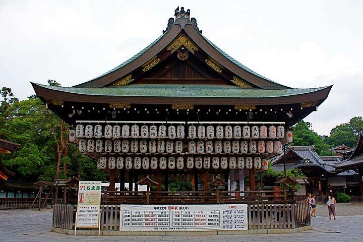 Kiyomizudera, Higashiyama and Yasaka Shrine Guided Walking Tour