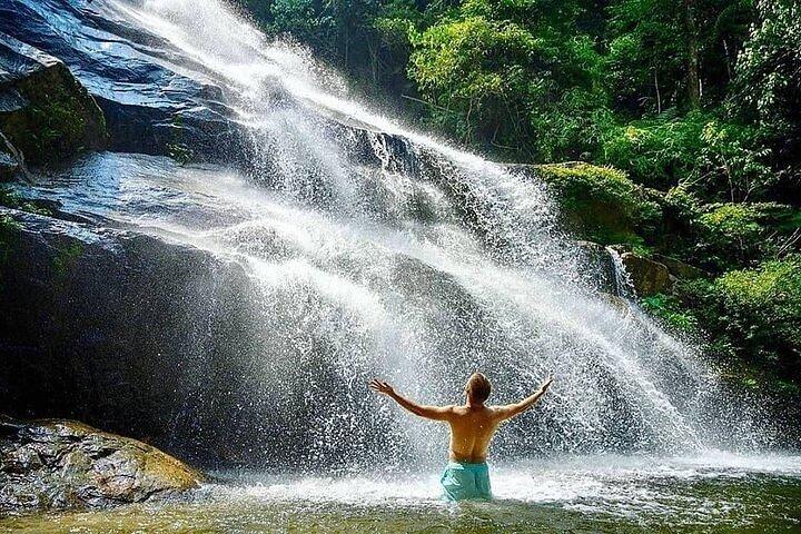 Kuala Lumpur Nature Batu Caves, Hot Springs & Waterfalls Tour