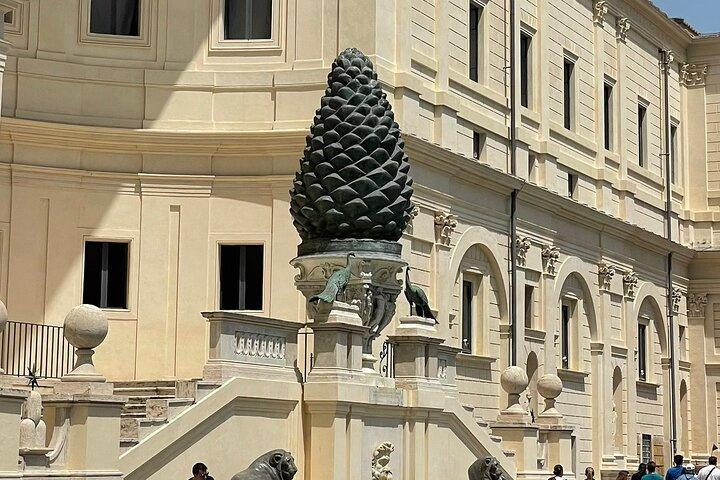 Vatican Museums Tour with Russian speaking Guide