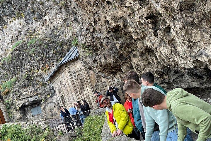 Kutaisi:Chiatura Tour with Katskhi Pillar & Cable Car Experience