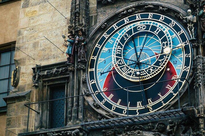 Private Guided Day Tour from Berlin to Prague