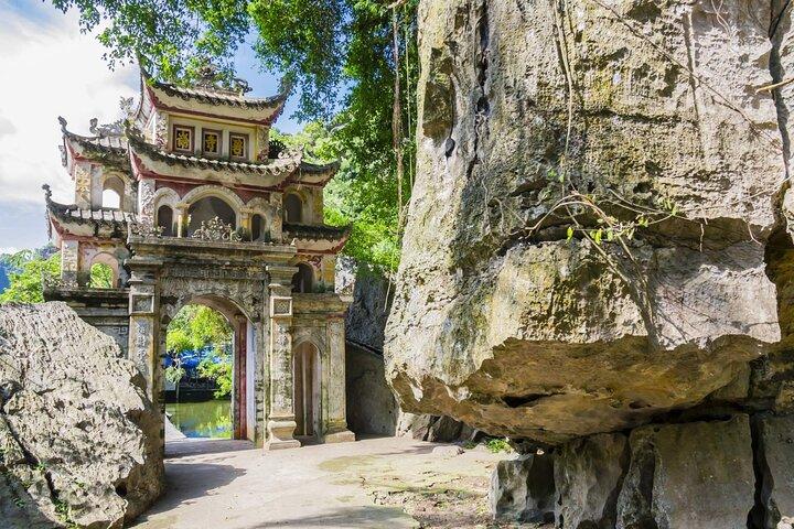 From Hanoi: Full-Day Ninh Binh Highlights Small Group Tour