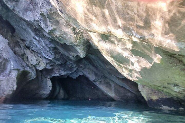 Blue and Green Cave Tour from Dubrovnik,private speed boats