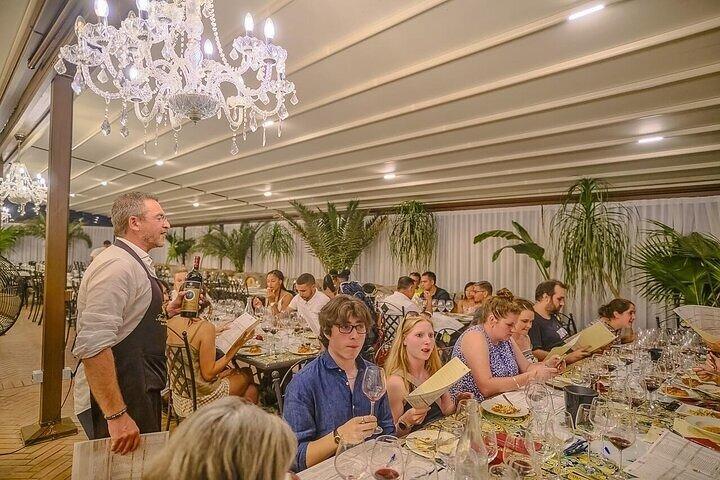 Semi-Private Chianti Wine Tour with Dinner in Tuscany Vineyard
