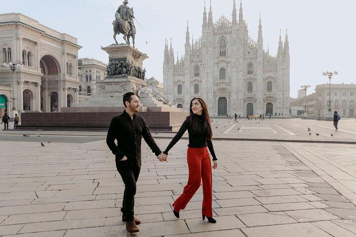 Private Vacation Photography Session with Local Photographer in Milan