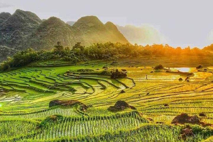 Pu Luong Experience 3 Days Tour: Waterfall, Cave & Trek