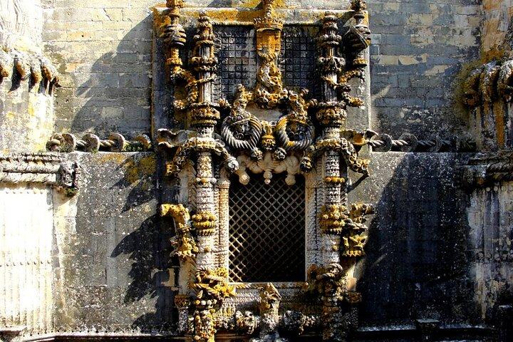 Templar Route: Tomar and Castillo de Almourol from Lisbon