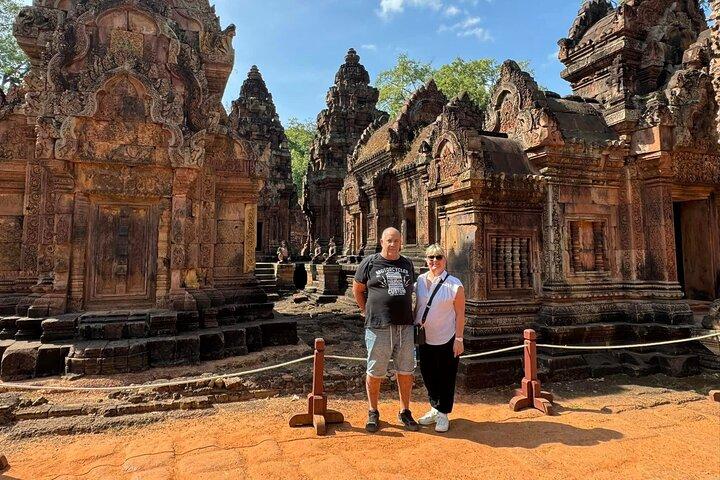 Angkor Grand Temple Tour and Outskirt -Banteay Srei temple