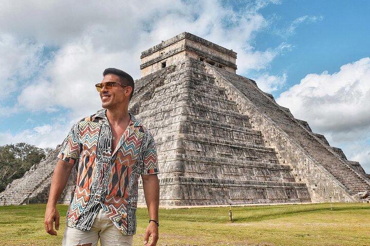 Chichén Itzá, Cenote Suytún & Cenote Ik-kil Expedition