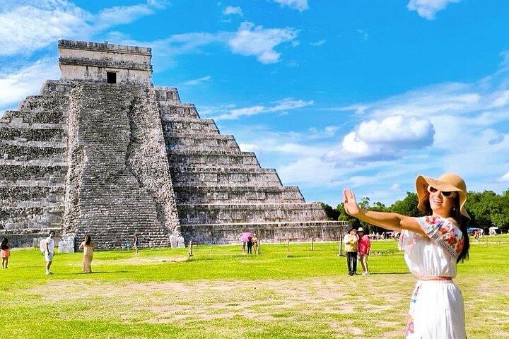 Chichén Itzá, Cenote Suytún & Cenote Ik-kil Expedition