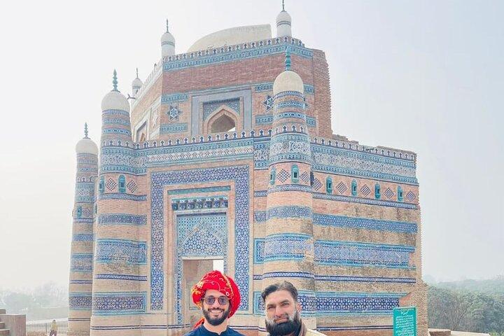 3-Day Tour Of Multan, Bahawalpur, Uch Sharif And Derawar Fort