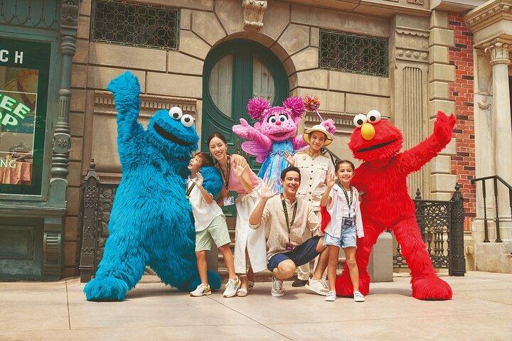 Universal Studios Singapore Tickets with Round-trip Transfers