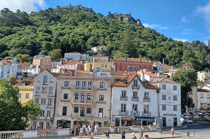 Private Tour Sintra-Queluz-Cabo da Roca-Cascais and Portuguese Riviera from Lisbon