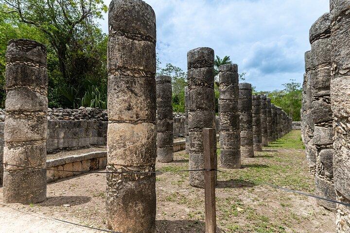 Small Group Tour to Chichen Itza, Cenote and Ekbalam from Cancun