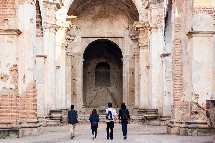 Shared Transportation from Guatemala City to Antigua
