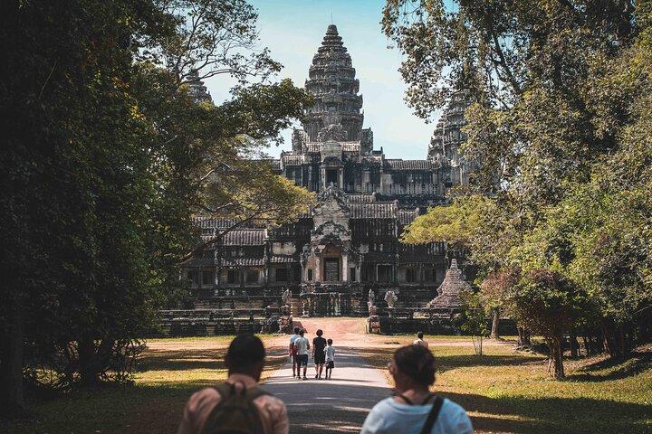 Angkor Wat Experience Temple Pass and Siem Reap Food Tour