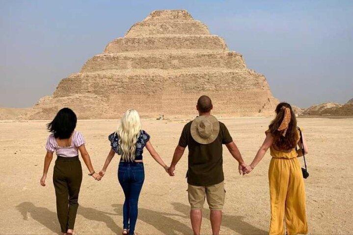 Cairo Day Tour to Giza Pyramids, Memphis, Sakkara, and Dahshur