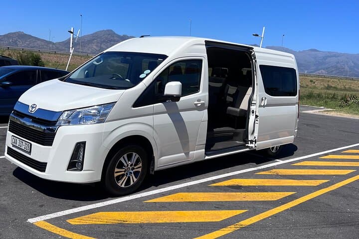 Capetown: Personalized Tours & Chauffeurs Private Transfer