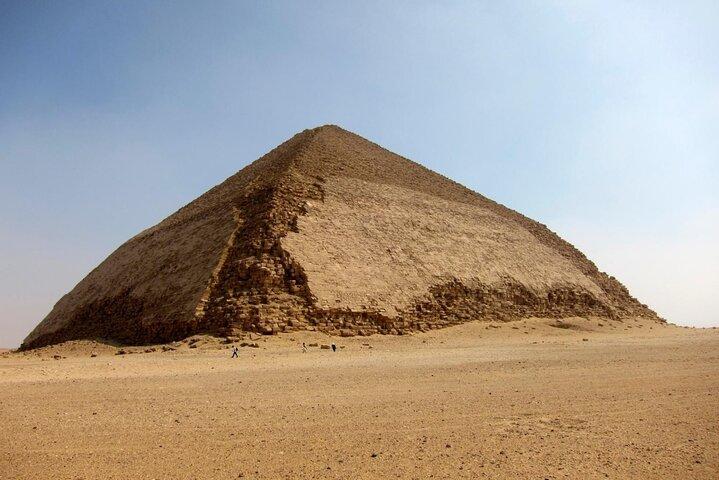 Cairo Day Tour to Giza Pyramids, Memphis, Sakkara, and Dahshur