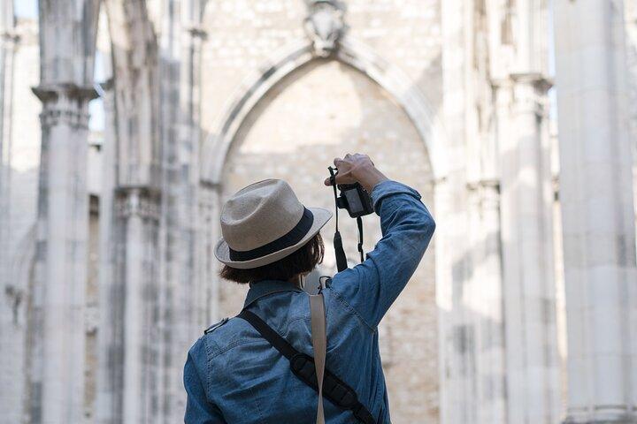 Private day trip from Lisboa to Tomar, English speaking driver
