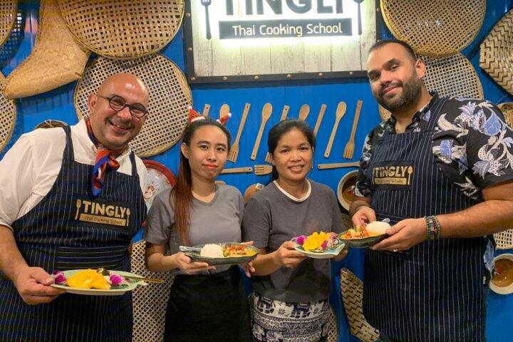 3 Hour Thai Local Cooking Class in Bangkok