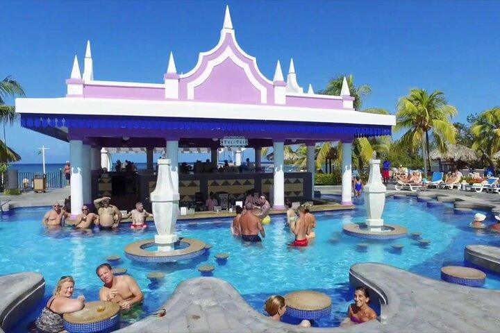 Montego Bay Airport Private Transfer to Montego Bay Hotels