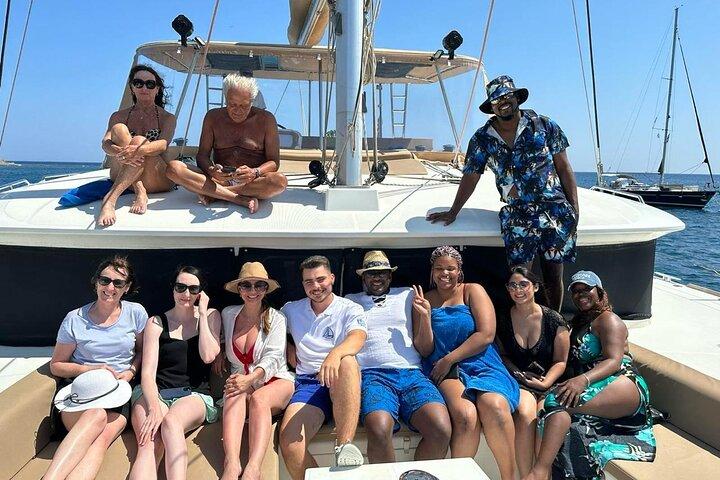 Santorini Sunset Sailing Cruise: Dinner, BBQ, Open Bar, Transfers