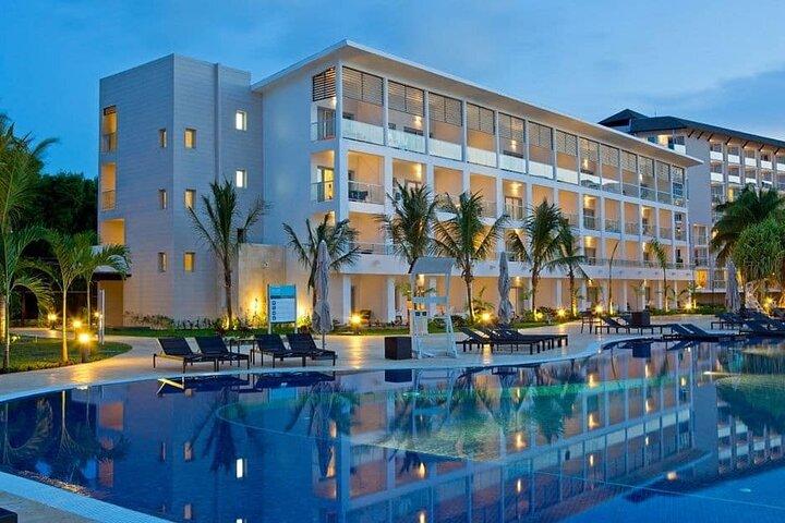 Montego Bay Airport Transfer to Hotels in Montego Bay or Falmouth