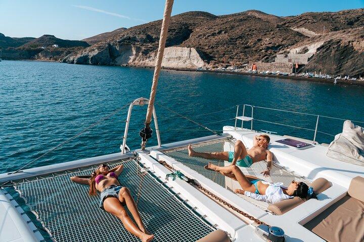 Santorini Sunset Sailing Cruise: Dinner, BBQ, Open Bar, Transfers