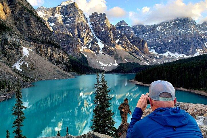 Banff/Canmore Moraine Lake & Lake Louise– Hike, Canoe or Sightsee