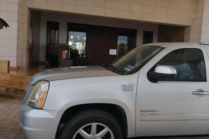 Luxury Private Roundtrip Transportation CUN-Costa Mujer Airport
