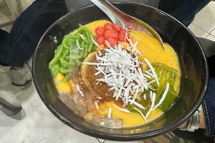 Private Street Food Tour with a Local Food Guide