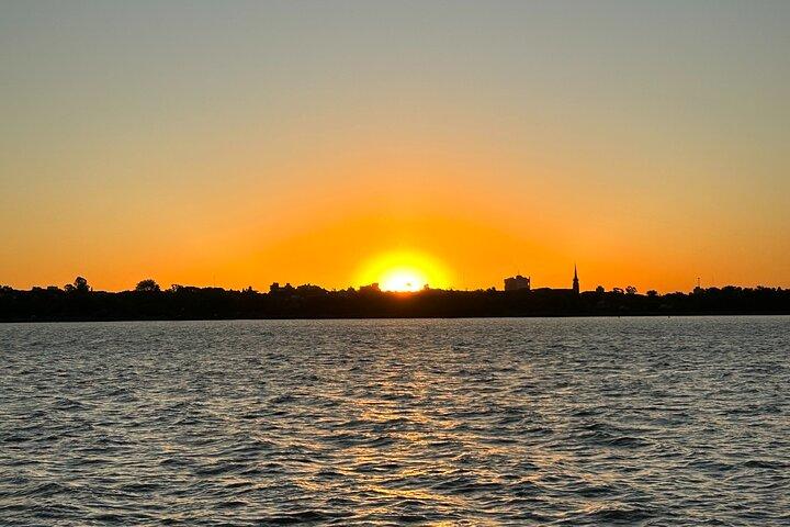Sunset Sailing cruise in Buenos Aires