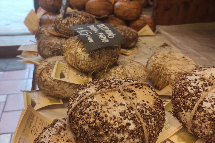 From Rome: Private Day-Tour of Tuscany