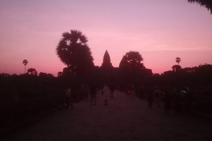 One Day Tour cover with Major Temples and sunset